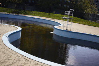 Timbercreek pool in Herongate